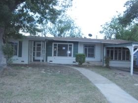 3268 West Woodlawn Ave, San Antonio, TX 78228