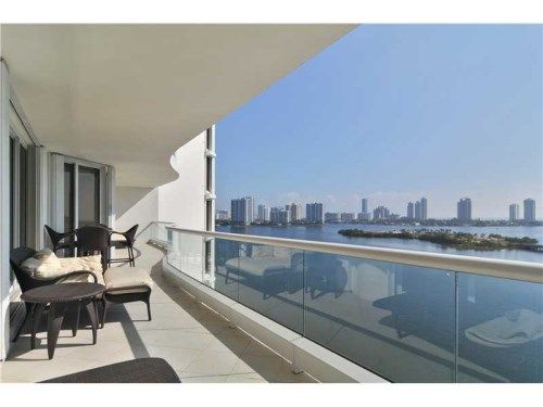 7000 ISLAND BL # 1110, North Miami Beach, FL 33160