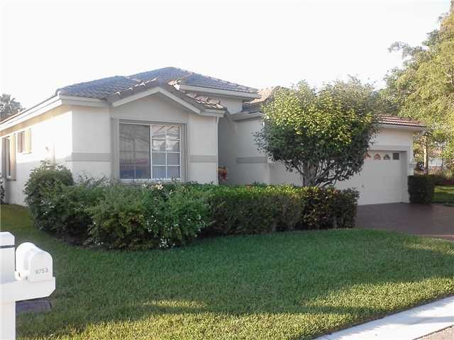 8753 NW 75TH CT, Fort Lauderdale, FL 33321