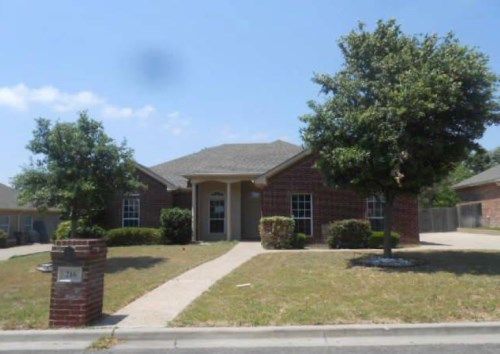 216 Keswick, Hewitt, TX 76643