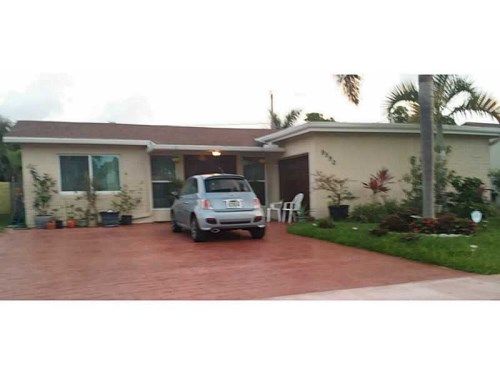 9590 NW 24 CT, Fort Lauderdale, FL 33322