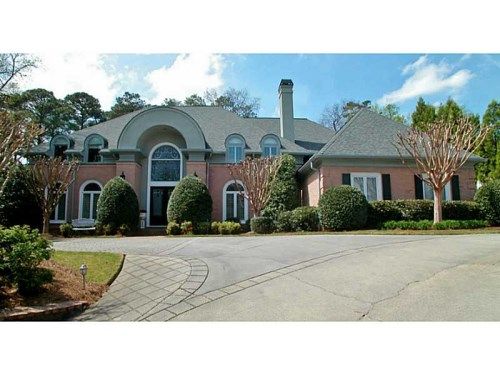 5320 Cross Roads Manor, Atlanta, GA 30327