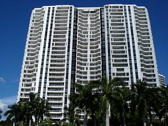 21205 YACHT CLUB DR # 1901, Miami, FL 33180