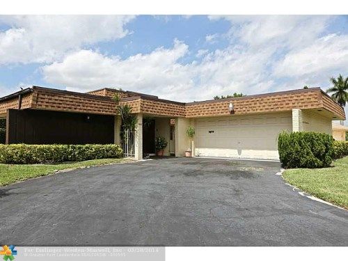 5601 S TRAVELERS PALM LN, Fort Lauderdale, FL 33319