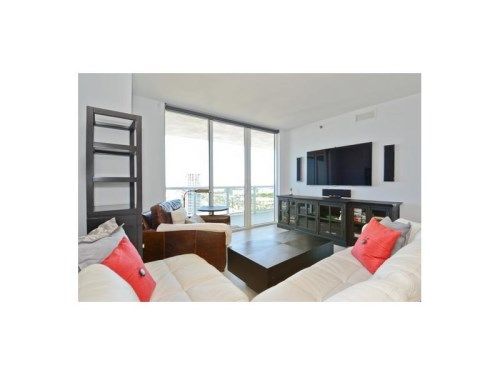 1800 S OCEAN DR # 2208, Hallandale, FL 33009