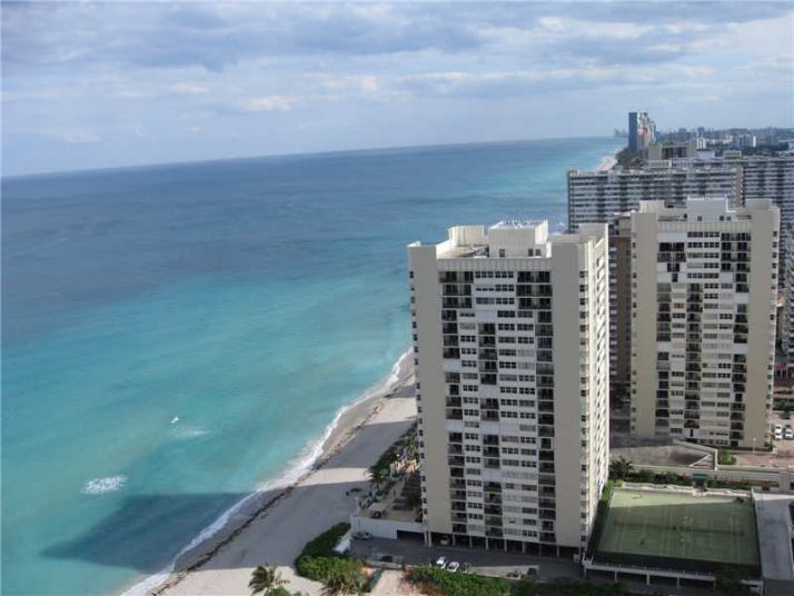 1850 S OCEAN DR # 3102, Hallandale, FL 33009