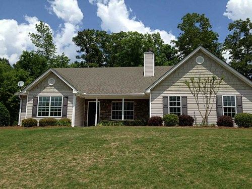 512 Stonecrest Place, Loganville, GA 30052