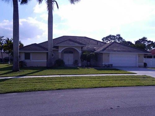 13520 NORTHUMBERLAND CR, West Palm Beach, FL 33414