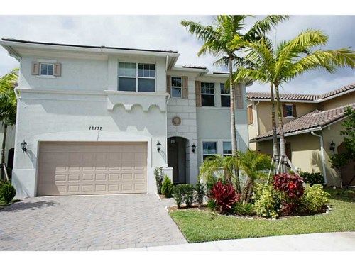 12137 NW 83 PL, Pompano Beach, FL 33076