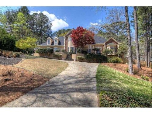 15470 Alpha Woods Drive, Alpharetta, GA 30004