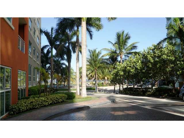 2000 N BAYSHORE DRIVE # 526, Miami, FL 33137