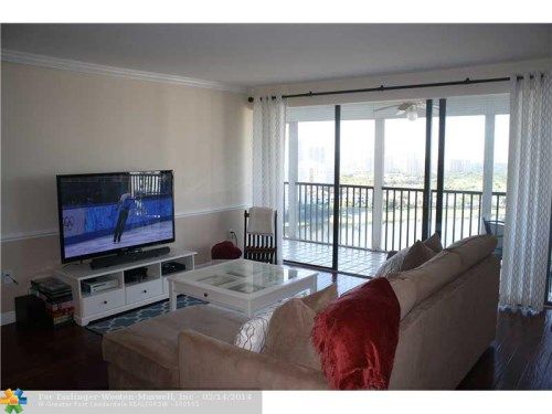 3731 N COUNTRY CLUB DR # 2225, Miami, FL 33180