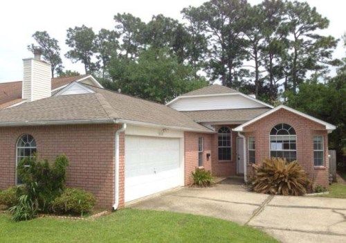 5372 Flintwood Cir, Pensacola, FL 32504