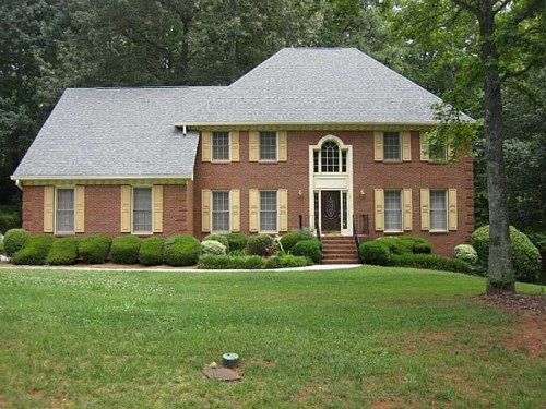 5820 Wyndemere Lane, Lilburn, GA 30047