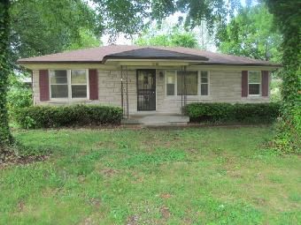 5510 Whispering Hil, Louisville, KY 40219