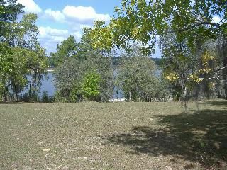 238 Cue Lake Drive, Hawthorne, FL 32640