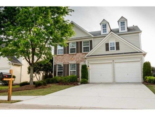 9240 Friarbridge Drive, Suwanee, GA 30024