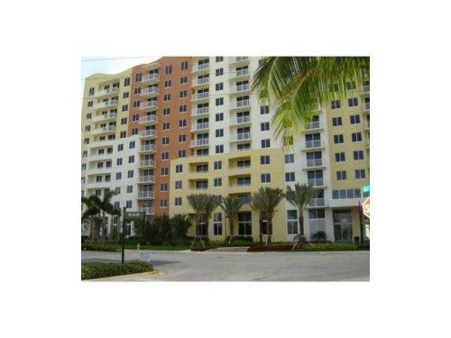 18800 NE 29 AV # 712, Miami, FL 33180