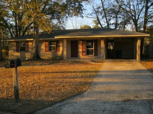 3731 Devonshire Dr, Moss Point, MS 39563