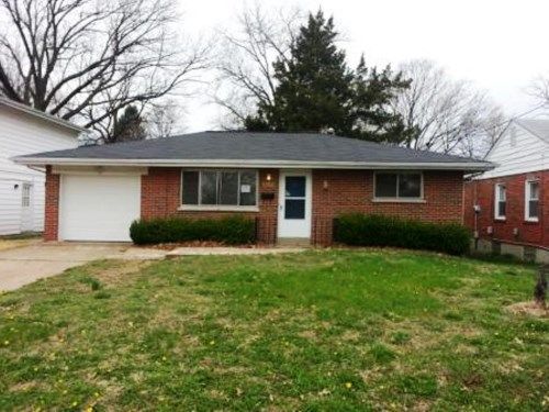 3633 Mckibbon Rd, Saint Louis, MO 63114