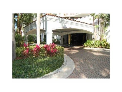 3610 YACHT CLUB DR # 611, Miami, FL 33180