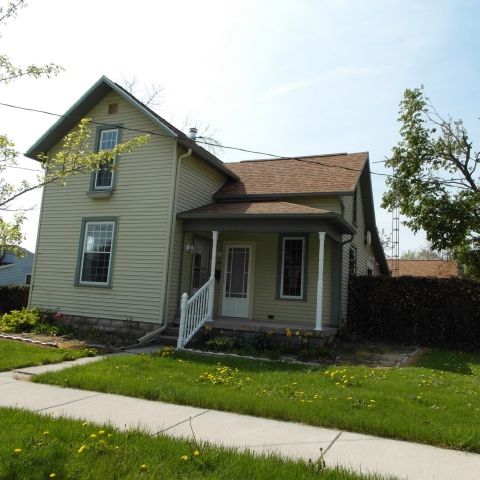 129 E Eagle St, Findlay, OH 45840