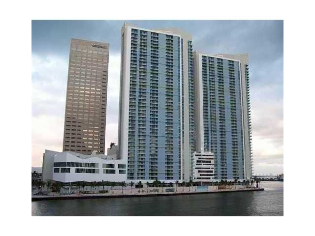 335 BISCAYNE BL # 2408, Miami, FL 33131