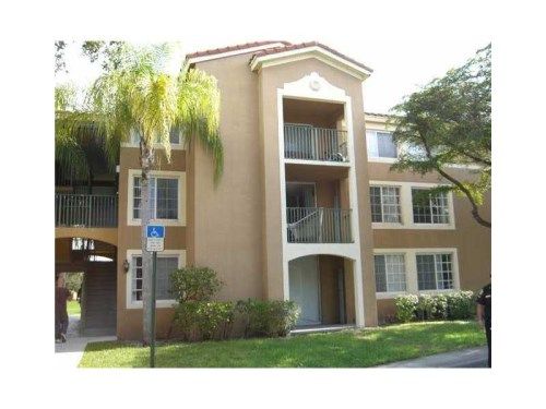 2123 RENAISSANCE BL # 208, Hollywood, FL 33025