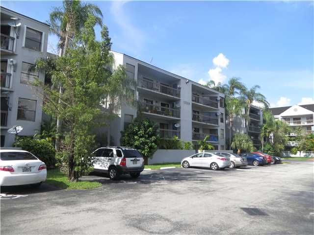 13255 SW 88 LN # 306-CS, Miami, FL 33186