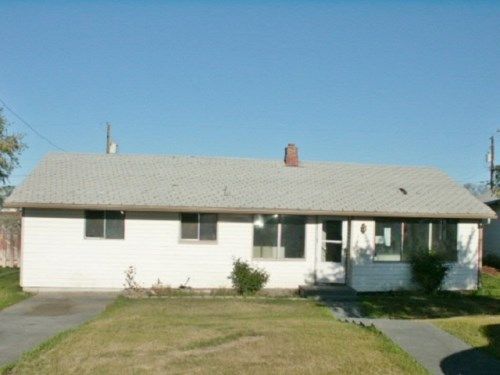 442 North Earl Road, Moses Lake, WA 98837