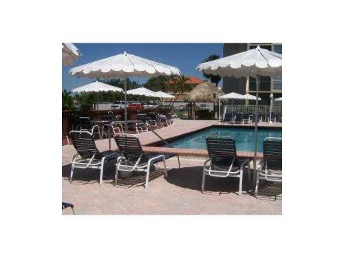 2001 ATLANTIC SHORES BL # 410, Hallandale, FL 33009