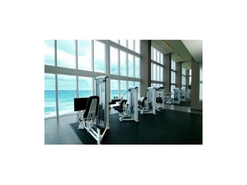 1830 S Ocean Dr # 4712, Hallandale, FL 33009