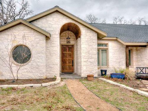 179 Jordan LN, Elgin, TX 78621