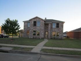 2903 Crimson Clover Dr, Lancaster, TX 75134