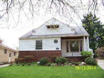 13402 Cranwood Park Blvd, Cleveland, OH 44125