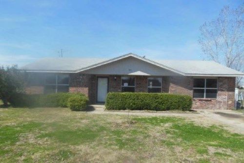 402 N Dakota Ave, Haskell, OK 74436