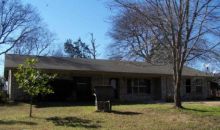 605 Daniel St Gladewater, TX 75647