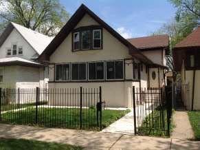 1055 North Lockwood, Chicago, IL 60651