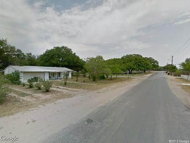 Colonial, Devine, TX 78016