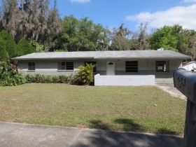 613 E Summit St, Wauchula, FL 33873