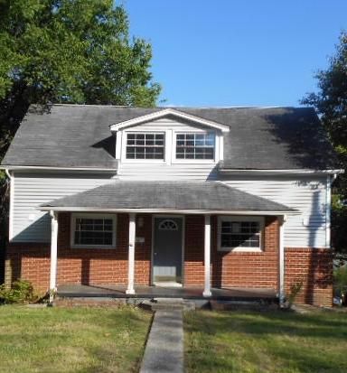 514 W 2nd Ave, Lenoir City, TN 37771
