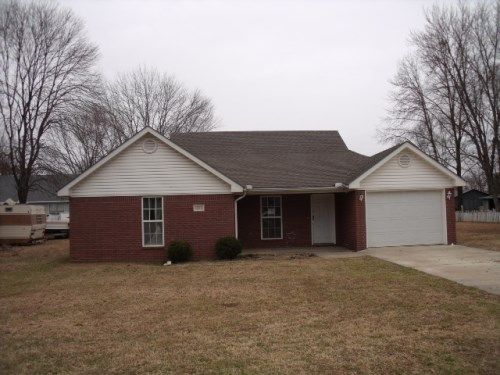 1216 Seals St, Alma, AR 72921