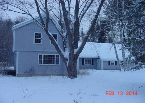 21 Russett Dr, Bennington, VT 05201