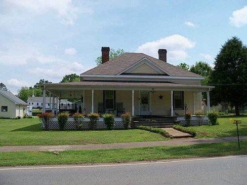 19 Alabama Street, Cave Spring, GA 30124