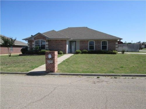 208 Onyx Dr, Hewitt, TX 76643