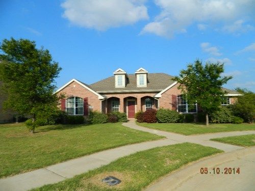 2712 Tea Olive Dr, Red Oak, TX 75154