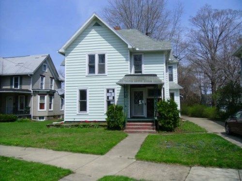 512 Main St, Conneaut, OH 44030