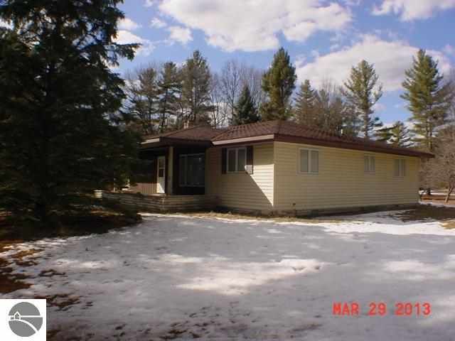 5023 E Michigan Ave, Au Gres, MI 48703