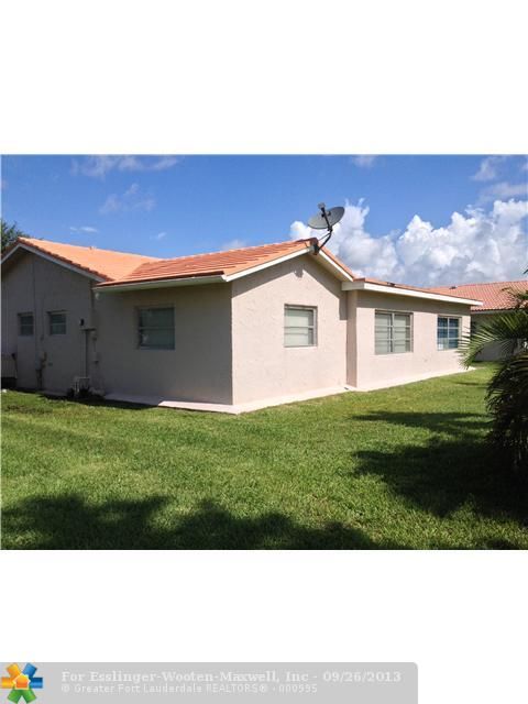 9410 Nw 74TH PL, Fort Lauderdale, FL 33321