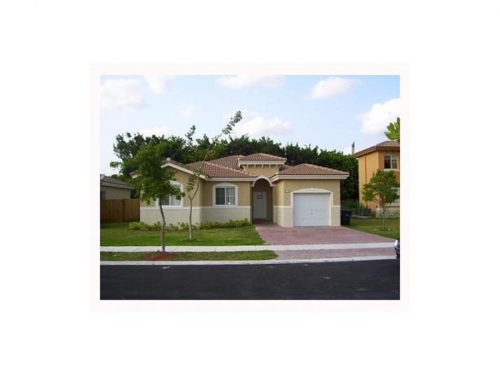 4233 NE 16 ST, Homestead, FL 33033